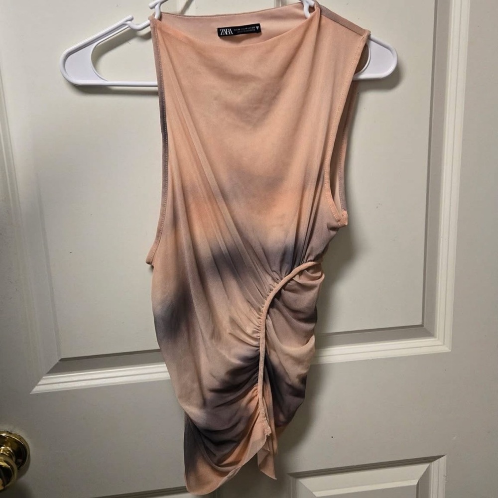 Zara Peach and Gray Gradient Ruched Top